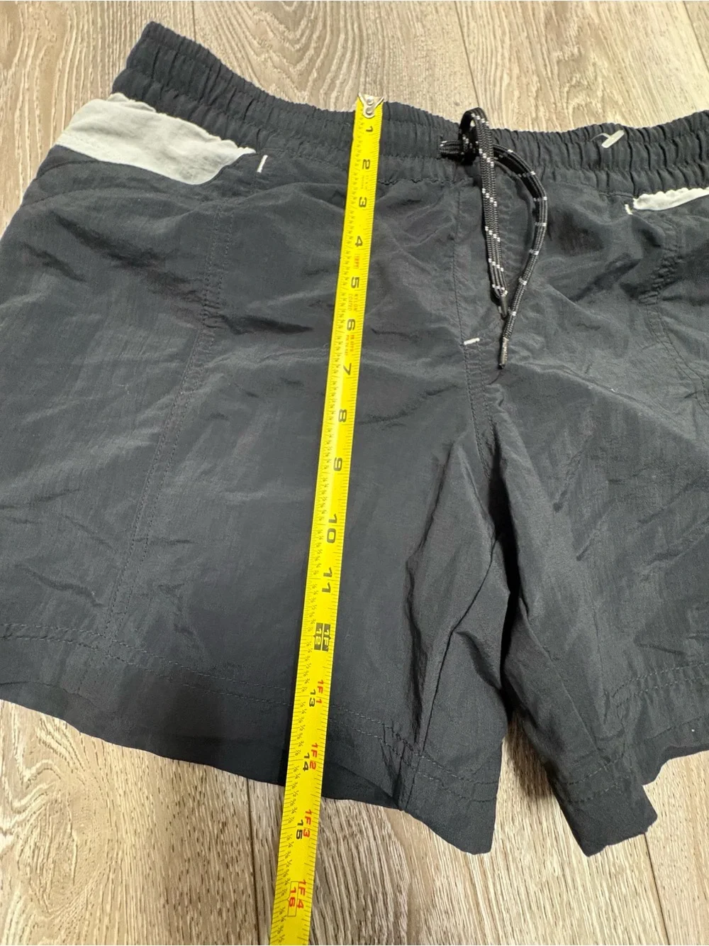 Columbia lightweight black